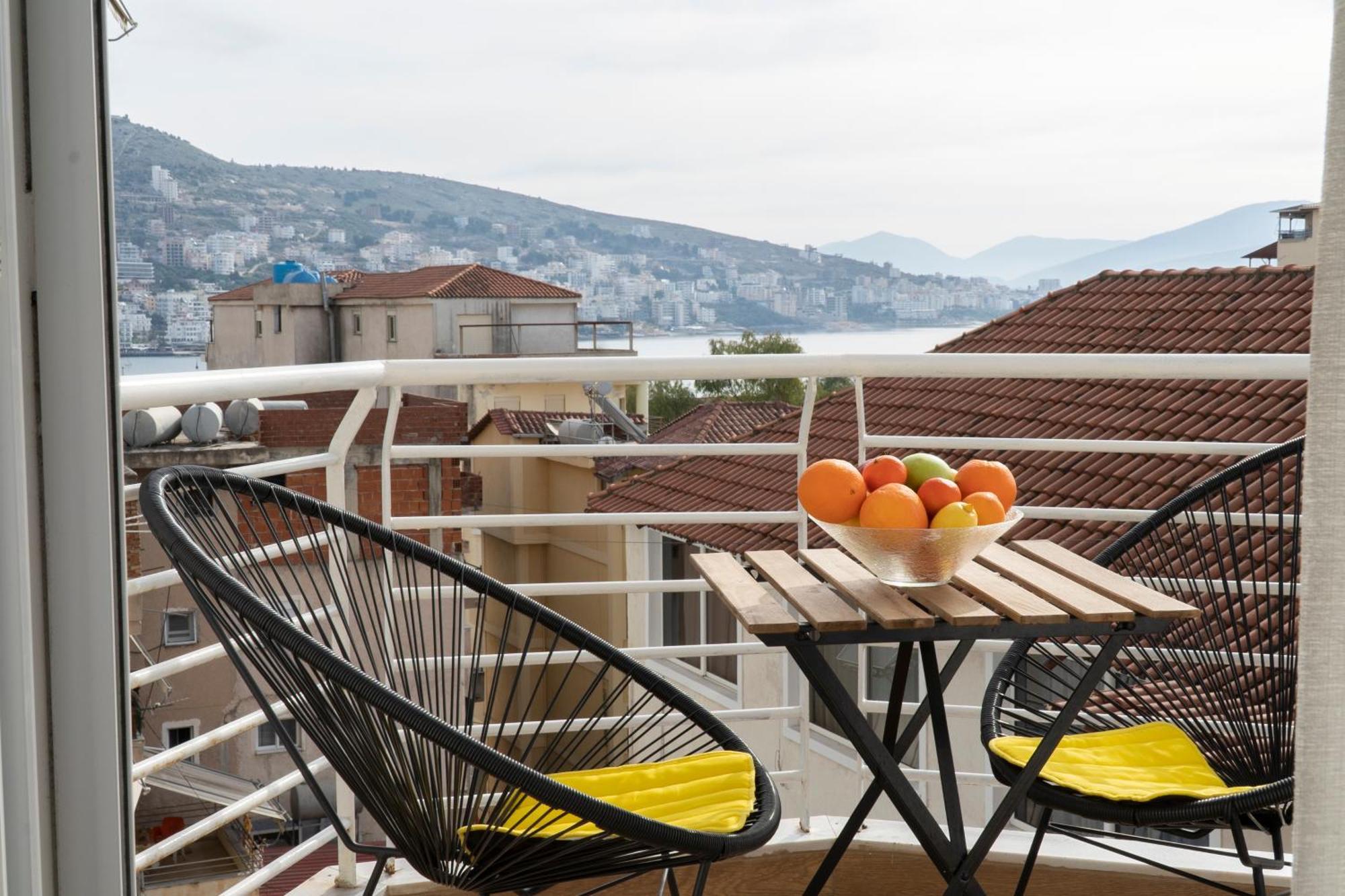 Memories Apartments Саранда Екстер'єр фото